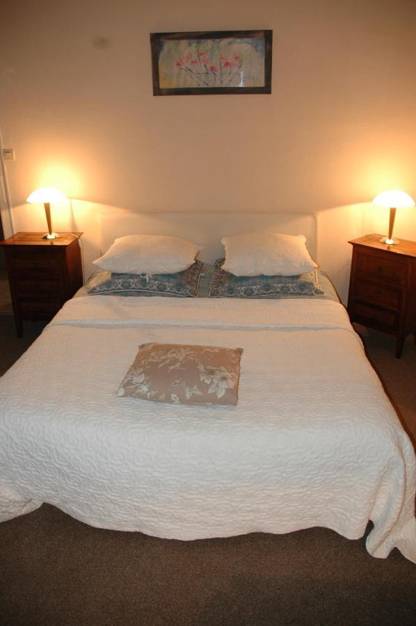 Domaine De La Queyssie Bed & Breakfast Saussignac Dış mekan fotoğraf