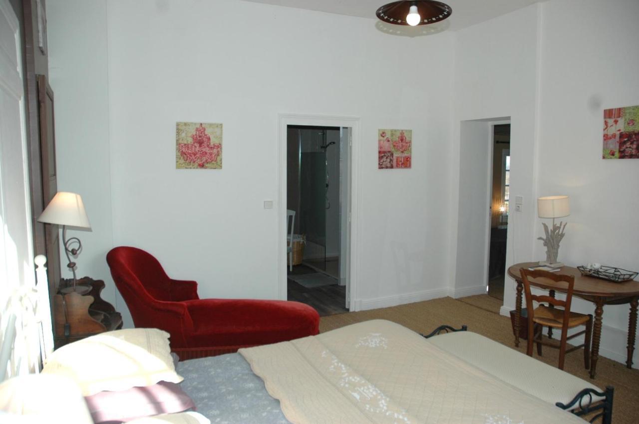 Domaine De La Queyssie Bed & Breakfast Saussignac Dış mekan fotoğraf